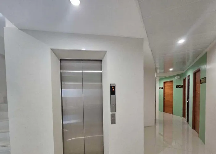 Near Anjo World Self Check In And Few Mins To Sm Seaside With Pool Gym Wifi Netflix Privatunterkunft Minglanilla
