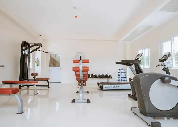Near Anjo World Self Check In And Few Mins To Sm Seaside With Pool Gym Wifi Netflix Privatunterkunft Minglanilla