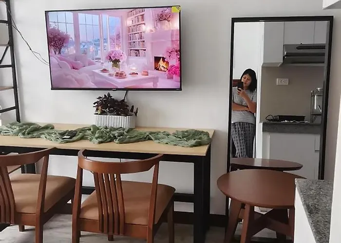Privatunterkunft Near Anjo World Self Check In And Few Mins To Sm Seaside With Pool Gym Wifi Netflix
